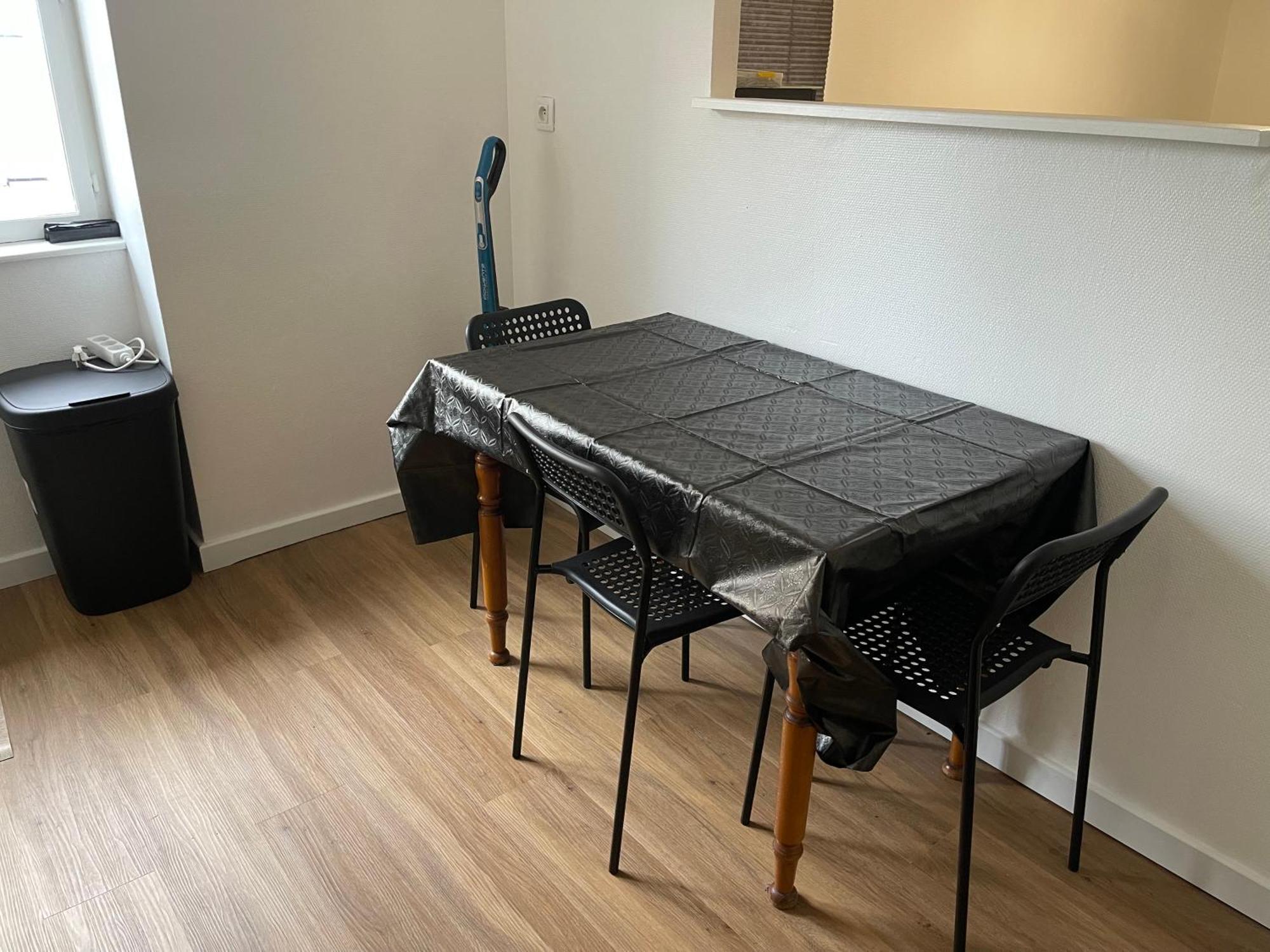 Hexagone Wifi Un Sejour A Part Apartment Longeville-les-Metz ภายนอก รูปภาพ
