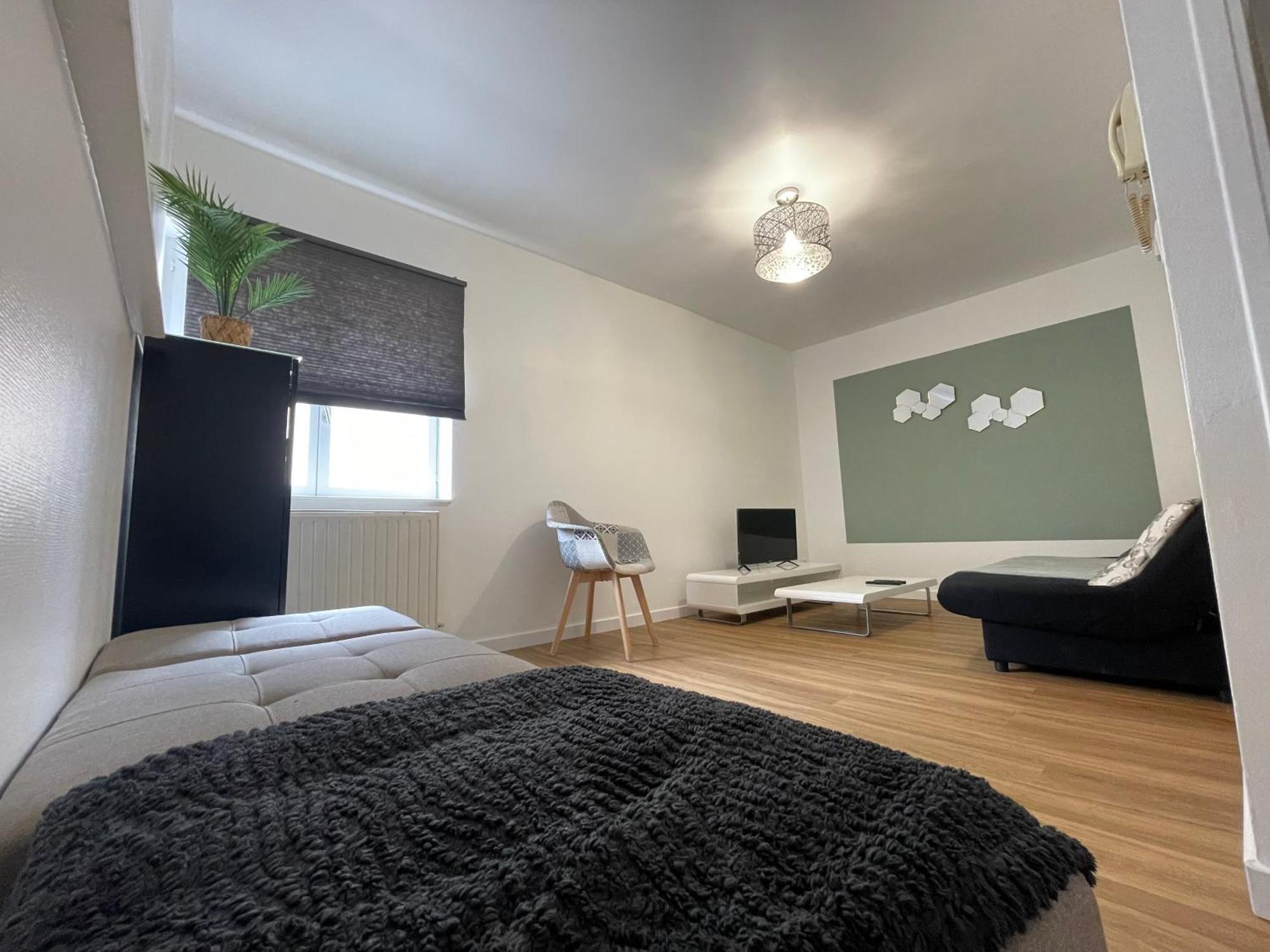 Hexagone Wifi Un Sejour A Part Apartment Longeville-les-Metz ภายนอก รูปภาพ